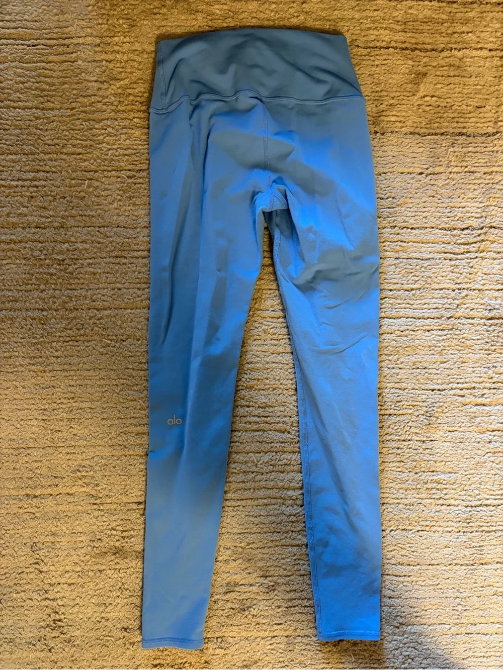 Alo blue leggings